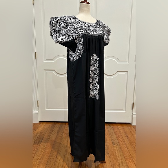 New. Handmade Dresses San Antonino Maxi Dressoaxaca Mexican